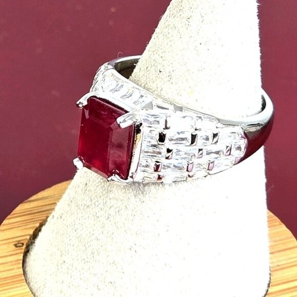 925 Sterling Silver Ring SZ 6.5 with Octagon Natural Ruby 9x7mm Gemstone - Picture 5 of 13
